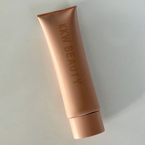 KKW Beauty Body Foundation Light/Medium